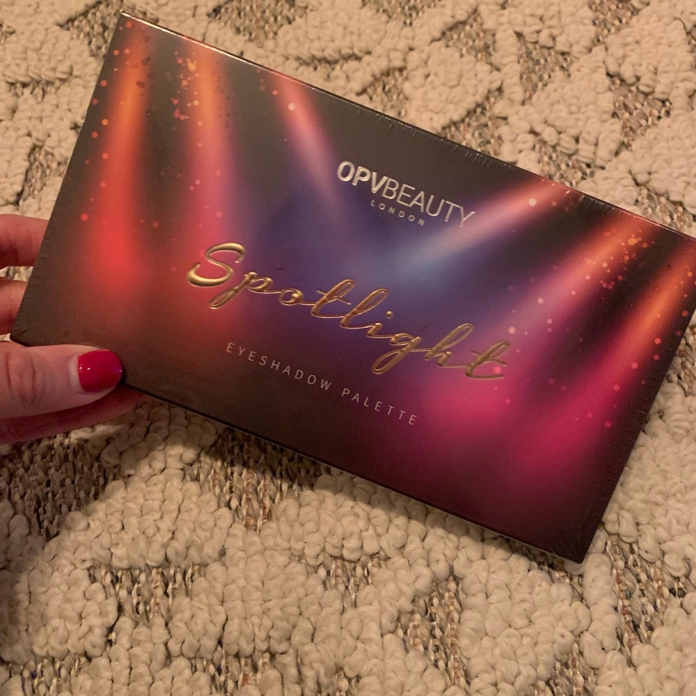 OPV beauty London Spotlight eye shadow palette